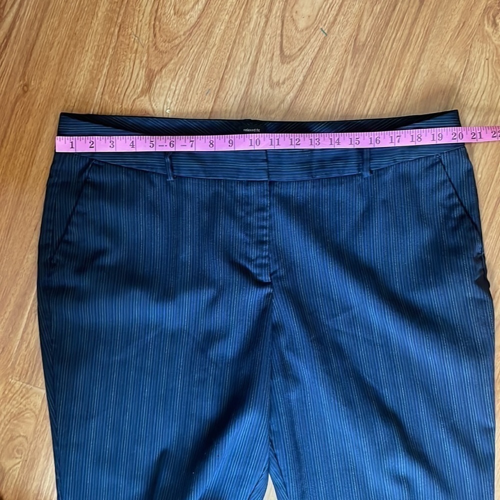 EUC WOMENS ATTENTION DRESS PANTS PLUS SIZE 18 black w/ navy blue pinstripes 1A - Picture 11 of 13